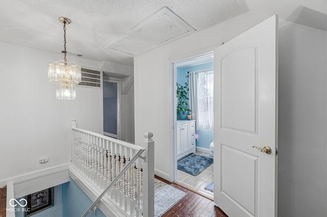 1329 S G Street, Elwood, IN 46036