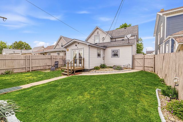 1329 S G Street, Elwood, IN 46036