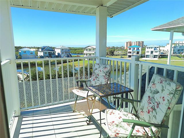 5727 BISCAYNE COURT 302, New Port Richey, FL 34652