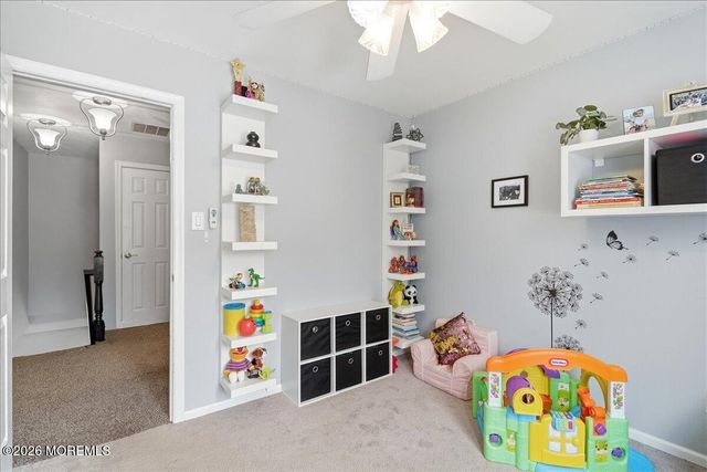 8 Moss Haven Way, Howell, NJ 07731