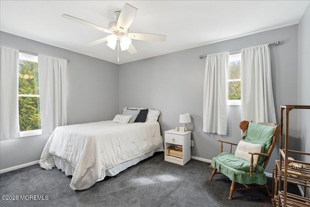 8 Moss Haven Way, Howell, NJ 07731