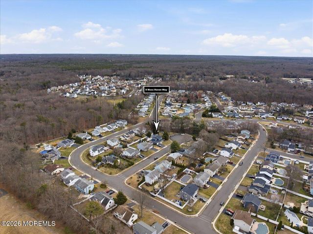8 Moss Haven Way, Howell, NJ 07731