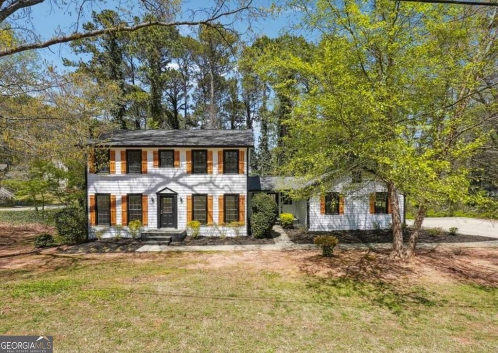 6364 Queen View Lane, Stone Mountain, GA 30087 — exterior