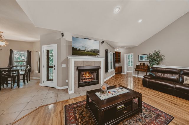 20 Hambleton Drive, Bella Vista, AR 72714