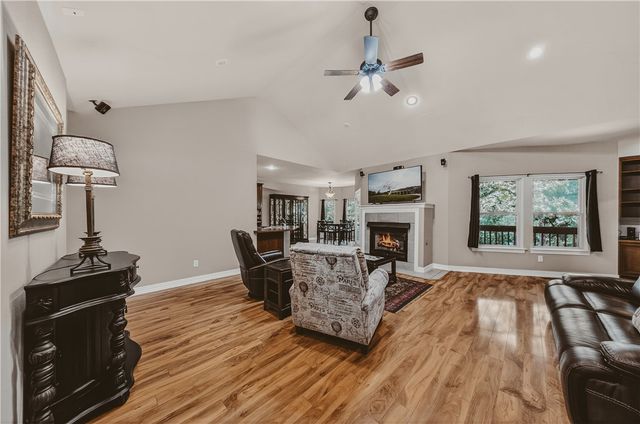 20 Hambleton Drive, Bella Vista, AR 72714