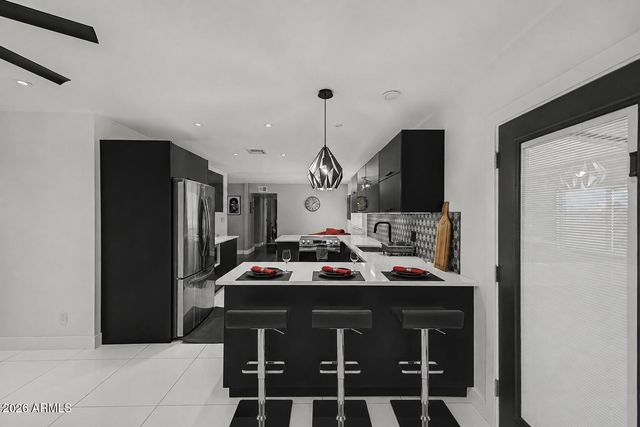 3421 W PERSHING Avenue, Phoenix, AZ 85029