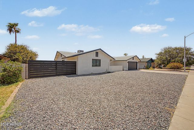 3421 W PERSHING Avenue, Phoenix, AZ 85029