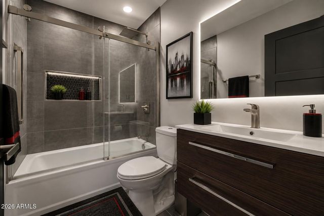 3421 W PERSHING Avenue, Phoenix, AZ 85029
