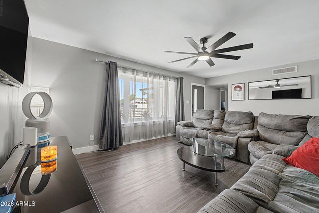 3421 W PERSHING Avenue, Phoenix, AZ 85029