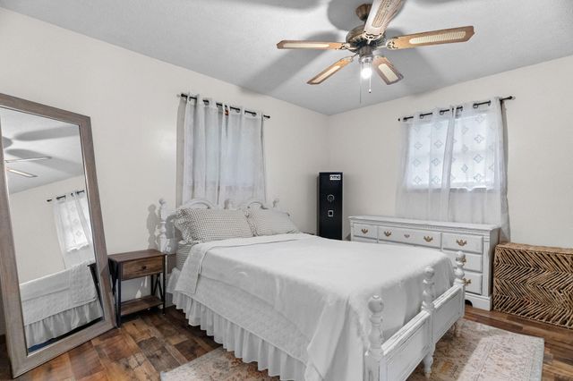 206 Meadow Lane Drive, Kissee Mills, MO 65680