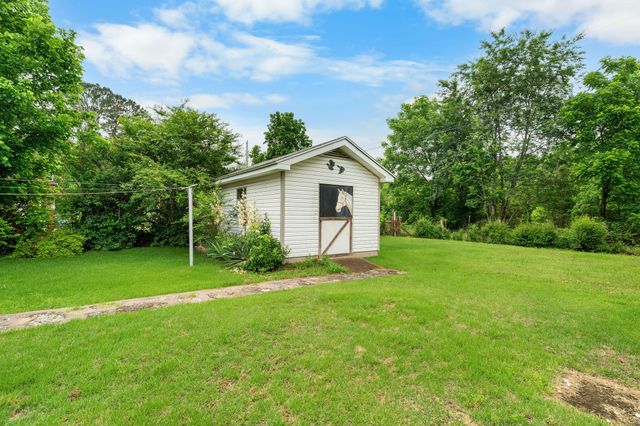 206 Meadow Lane Drive, Kissee Mills, MO 65680