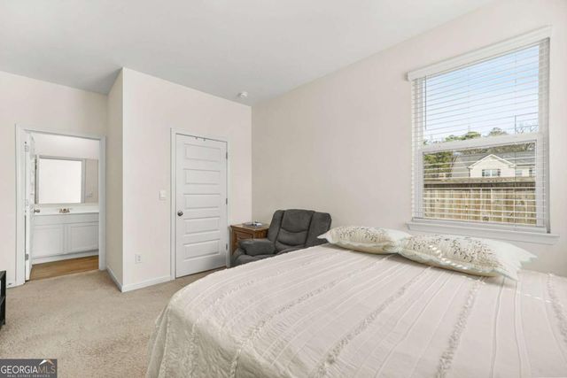 458 Blue Juniper Circle, Loganville, GA 30052