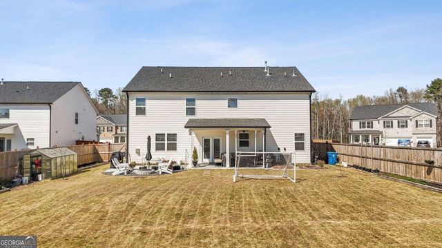 458 Blue Juniper Circle, Loganville, GA 30052