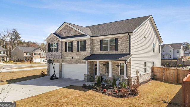 458 Blue Juniper Circle, Loganville, GA 30052