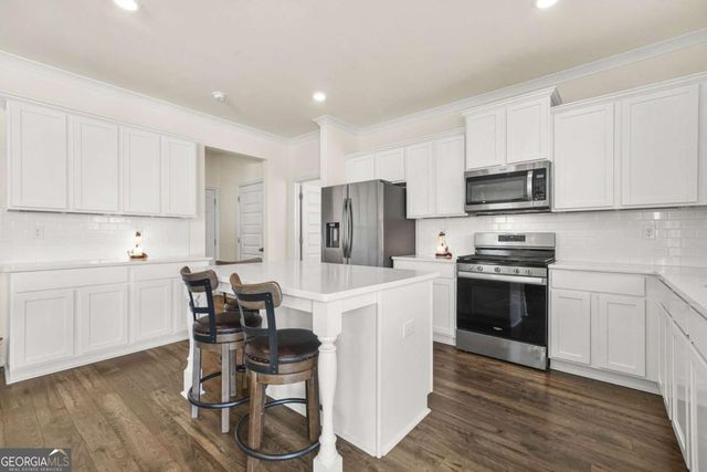 458 Blue Juniper Circle, Loganville, GA 30052