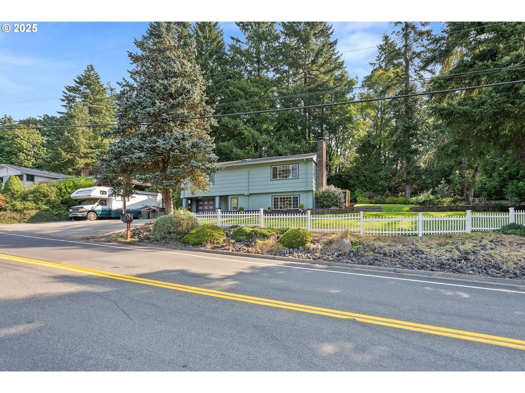 124 ALPHA Dr, Longview, WA 98632