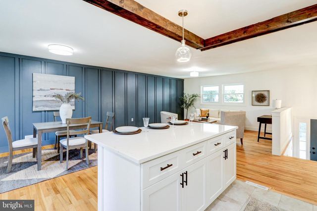 180 REESER RD, Camp Hill, PA 17011