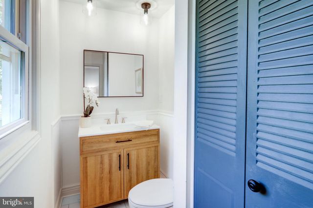 180 REESER RD, Camp Hill, PA 17011