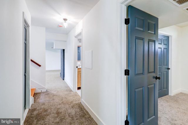 180 REESER RD, Camp Hill, PA 17011