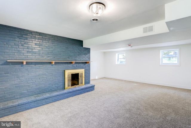 180 REESER RD, Camp Hill, PA 17011