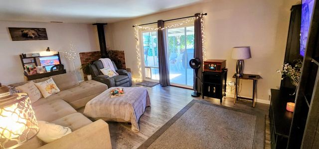 5300 Valparaiso, Sacramento, CA 95841