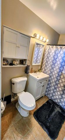 5300 Valparaiso, Sacramento, CA 95841