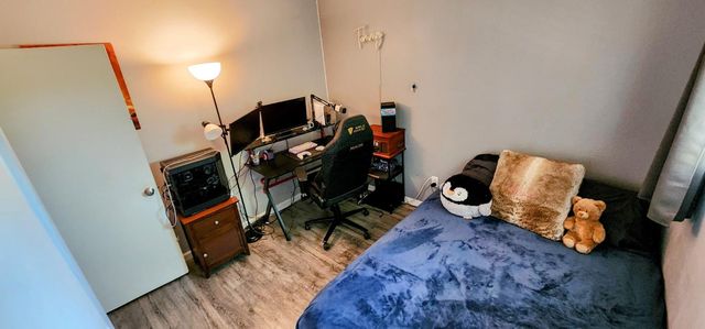 5300 Valparaiso, Sacramento, CA 95841
