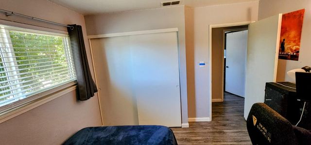 5300 Valparaiso, Sacramento, CA 95841