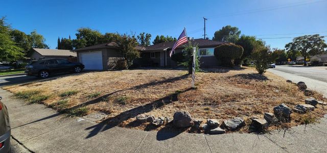 5300 Valparaiso, Sacramento, CA 95841