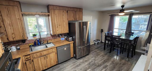 5300 Valparaiso, Sacramento, CA 95841
