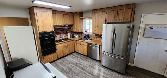 5300 Valparaiso, Sacramento, CA 95841
