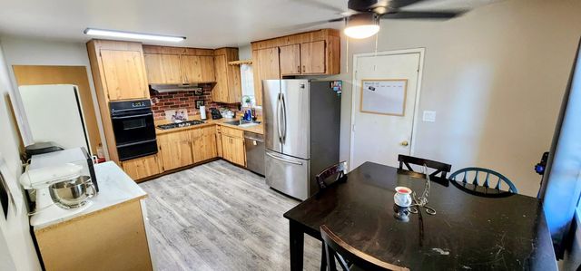 5300 Valparaiso, Sacramento, CA 95841