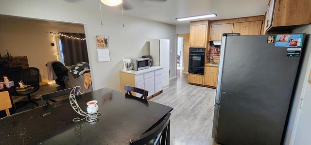 5300 Valparaiso, Sacramento, CA 95841