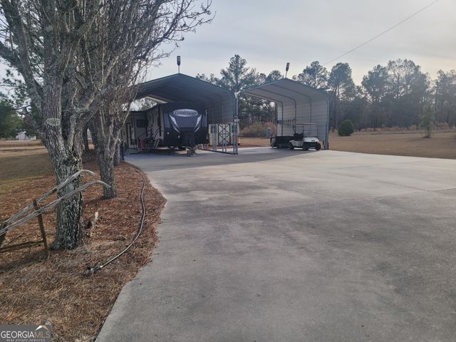 108 Daughtry Drive, Alma, GA 31510