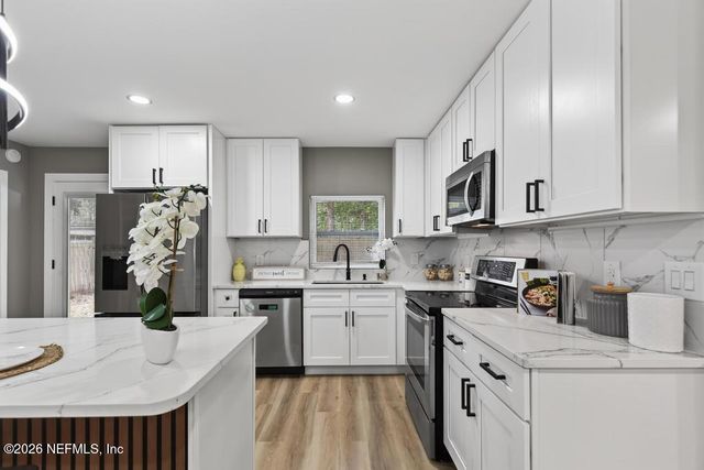 609 WREN Road, Jacksonville, FL 32216