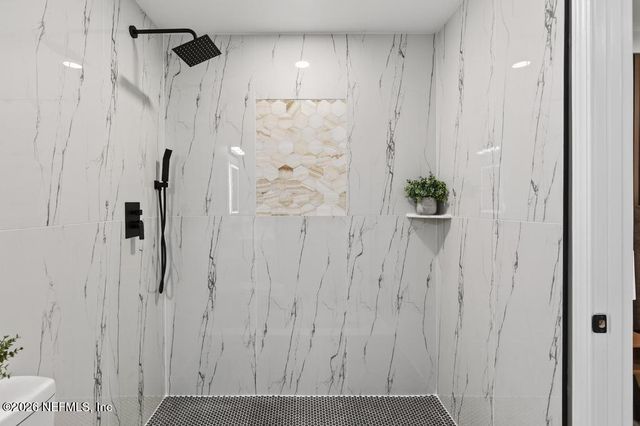 609 WREN Road, Jacksonville, FL 32216