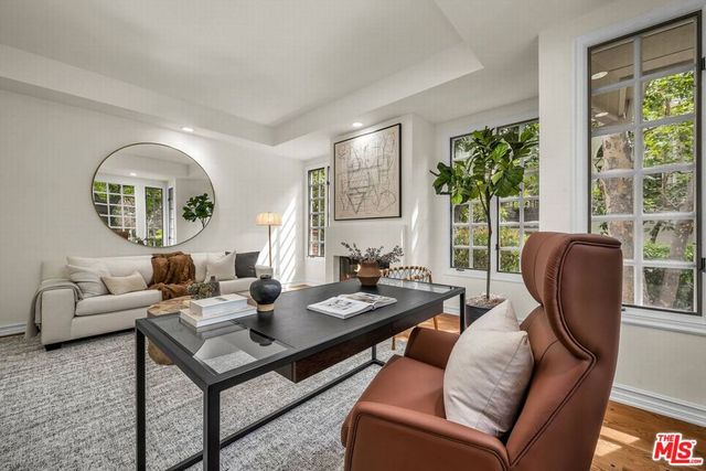 3225 Iredell Lane, Studio City, CA 91604