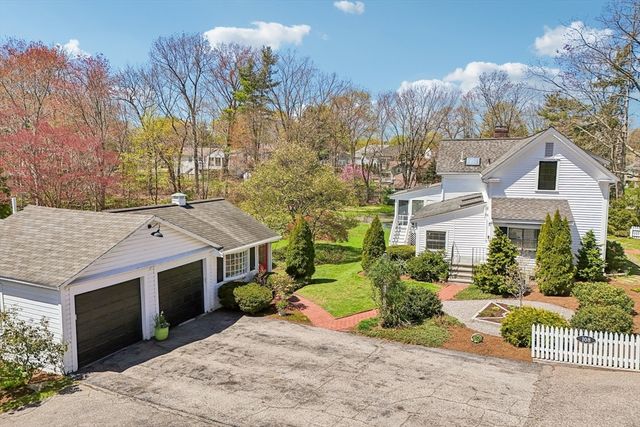 108 Kendall St, Walpole, MA 02081