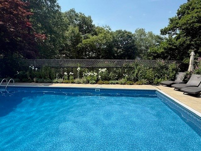 108 Kendall St, Walpole, MA 02081