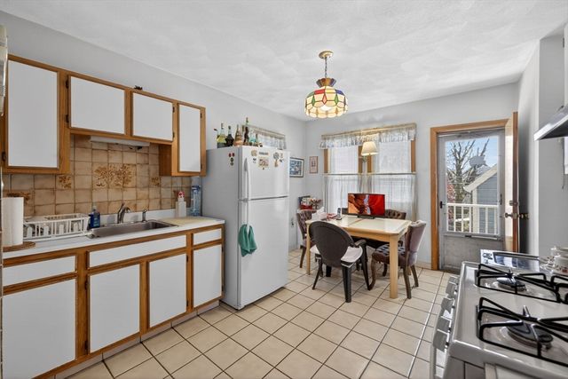 19 Bradford St, Everett, MA 02149