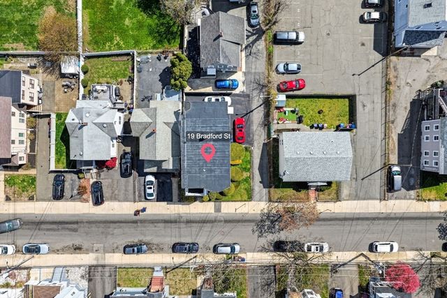 19 Bradford St, Everett, MA 02149