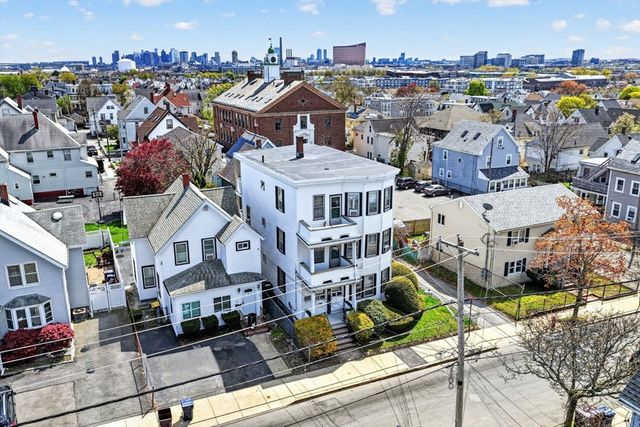 19 Bradford St, Everett, MA 02149
