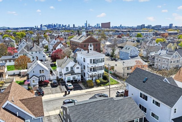 19 Bradford St, Everett, MA 02149