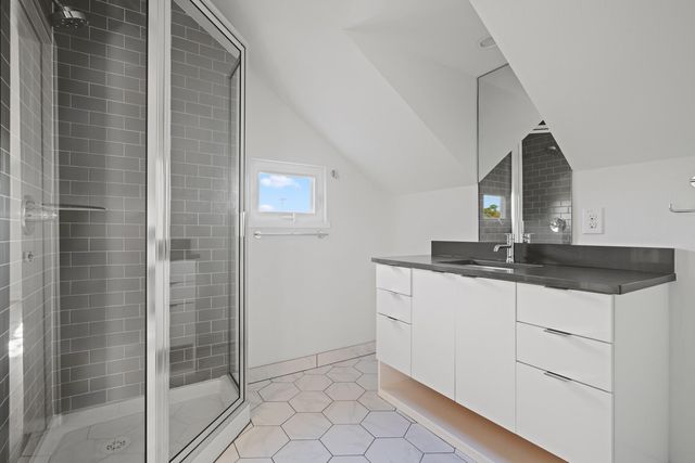 2105 Enfield RD A, Austin, TX 78703