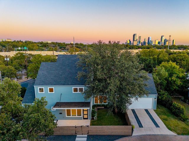 2105 Enfield RD A, Austin, TX 78703