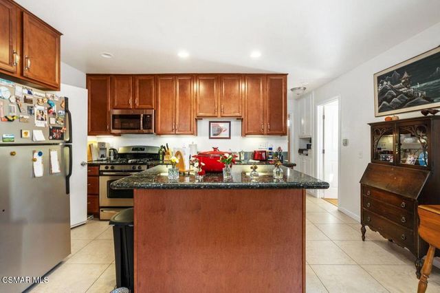 9538 El Cajon Street, Ventura, CA 93004