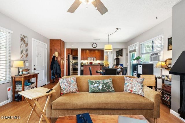 9538 El Cajon Street, Ventura, CA 93004