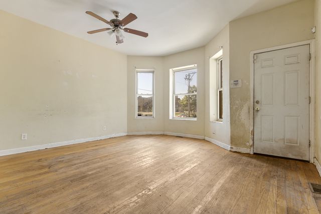 1141 S Saint Louis Avenue, Chicago, IL 60624