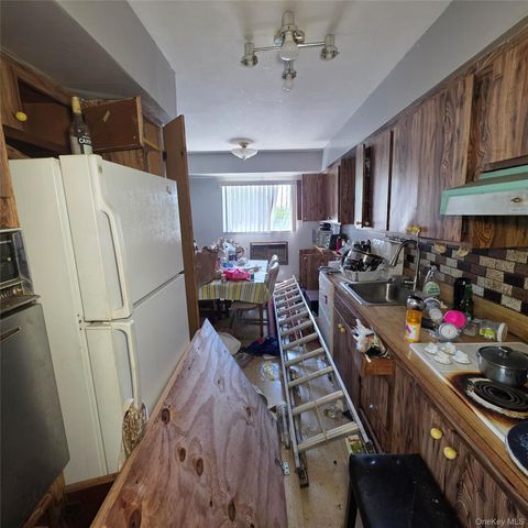 3418 Carey Lane, Baldwin, NY 11510