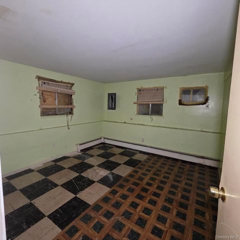 3418 Carey Lane, Baldwin, NY 11510